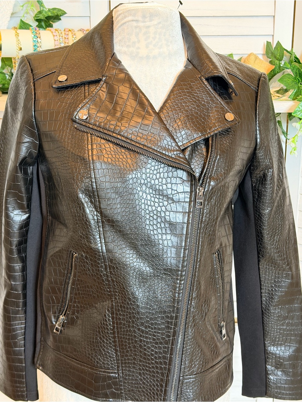 NWT Chicos Size 0 (4) Croc Pattern Faux Leather Moto Jacket Original $159